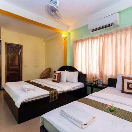 Happy Zone Hostel Siem Reap Exteriör bild