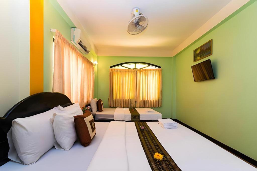 Happy Zone Hostel Siem Reap Exteriör bild