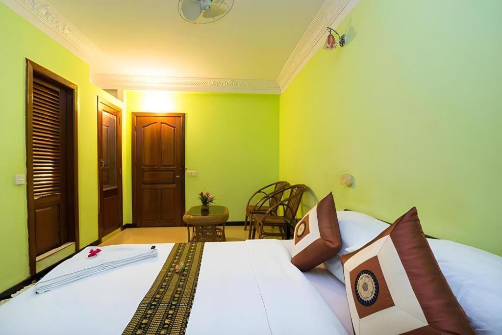 Happy Zone Hostel Siem Reap Exteriör bild