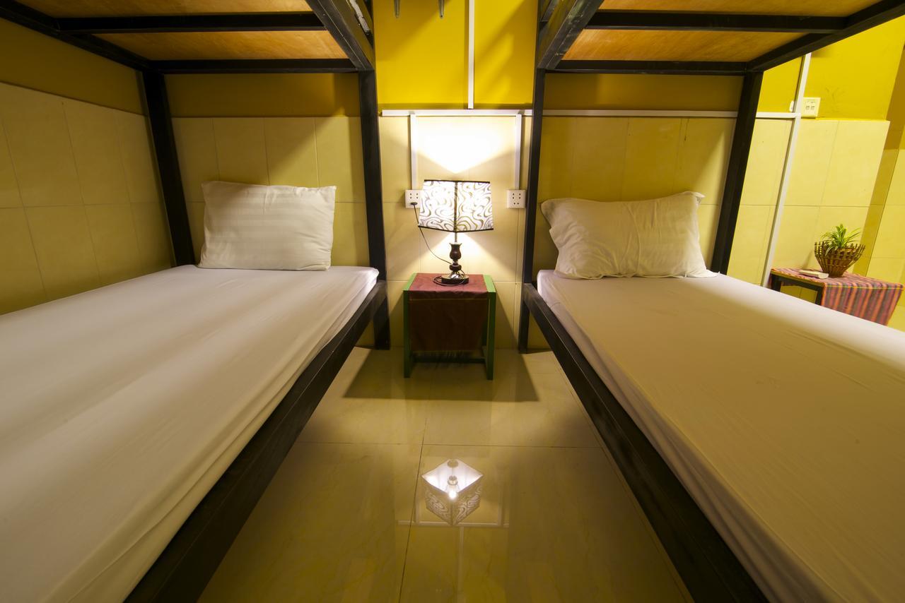 Happy Zone Hostel Siem Reap Exteriör bild