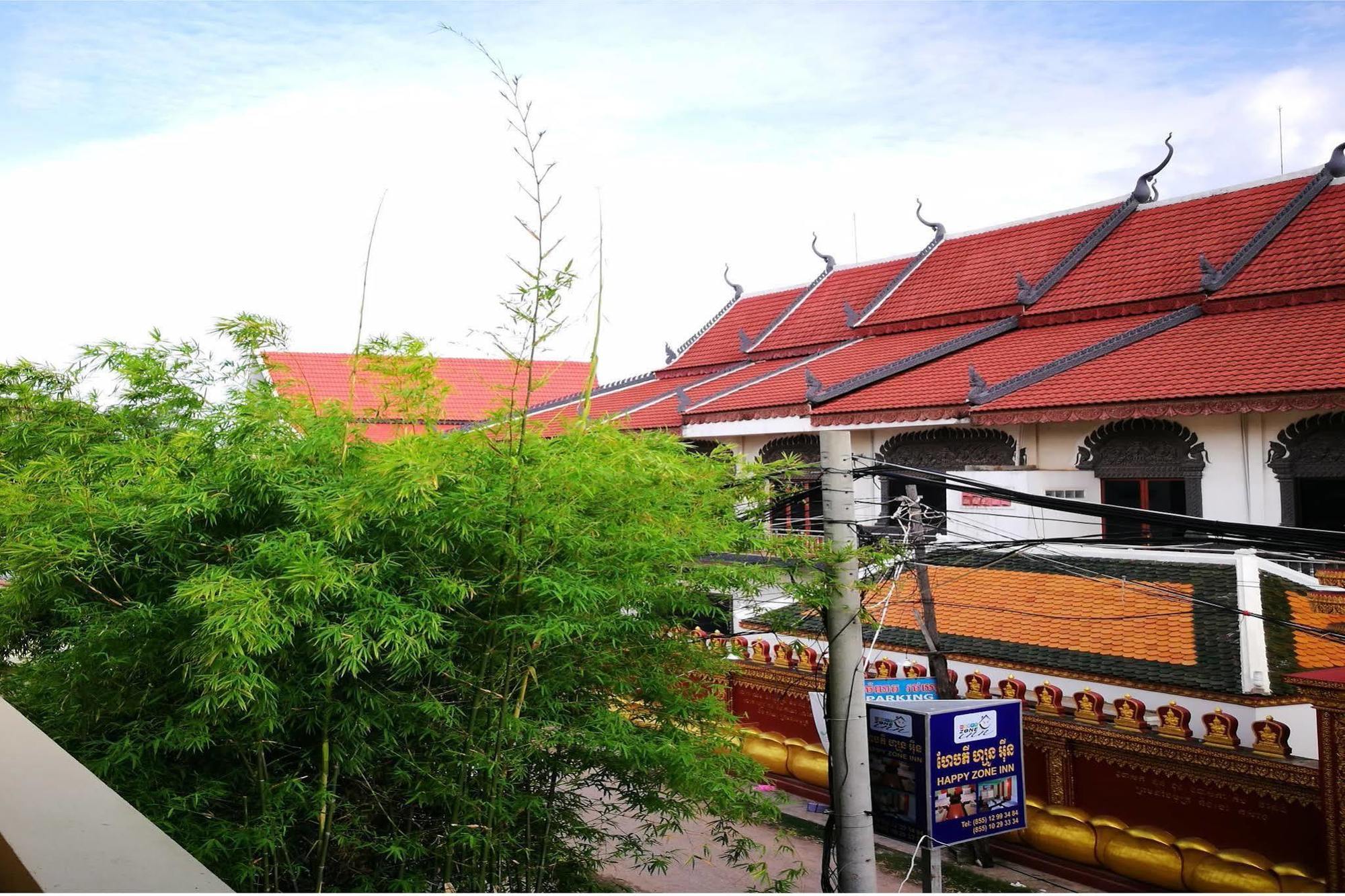 Happy Zone Hostel Siem Reap Exteriör bild